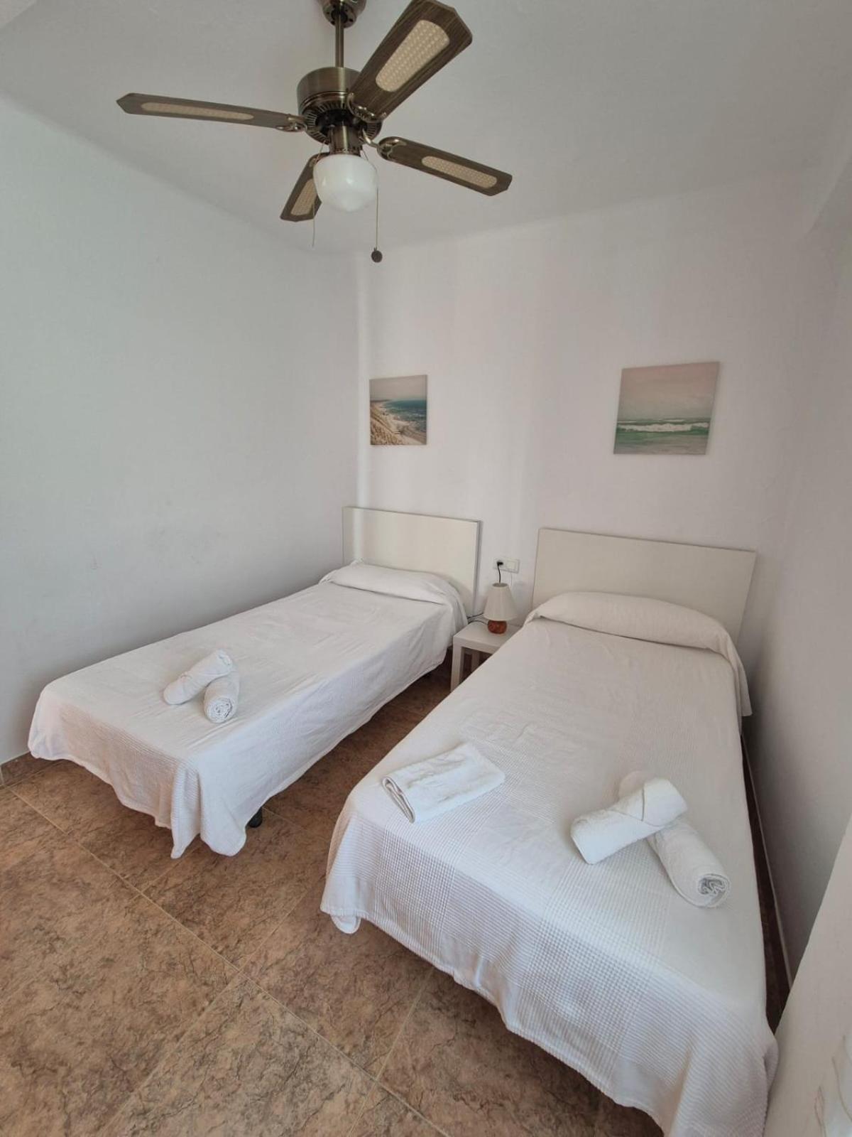 3ºb Escobar Apartment Nerja Bagian luar foto